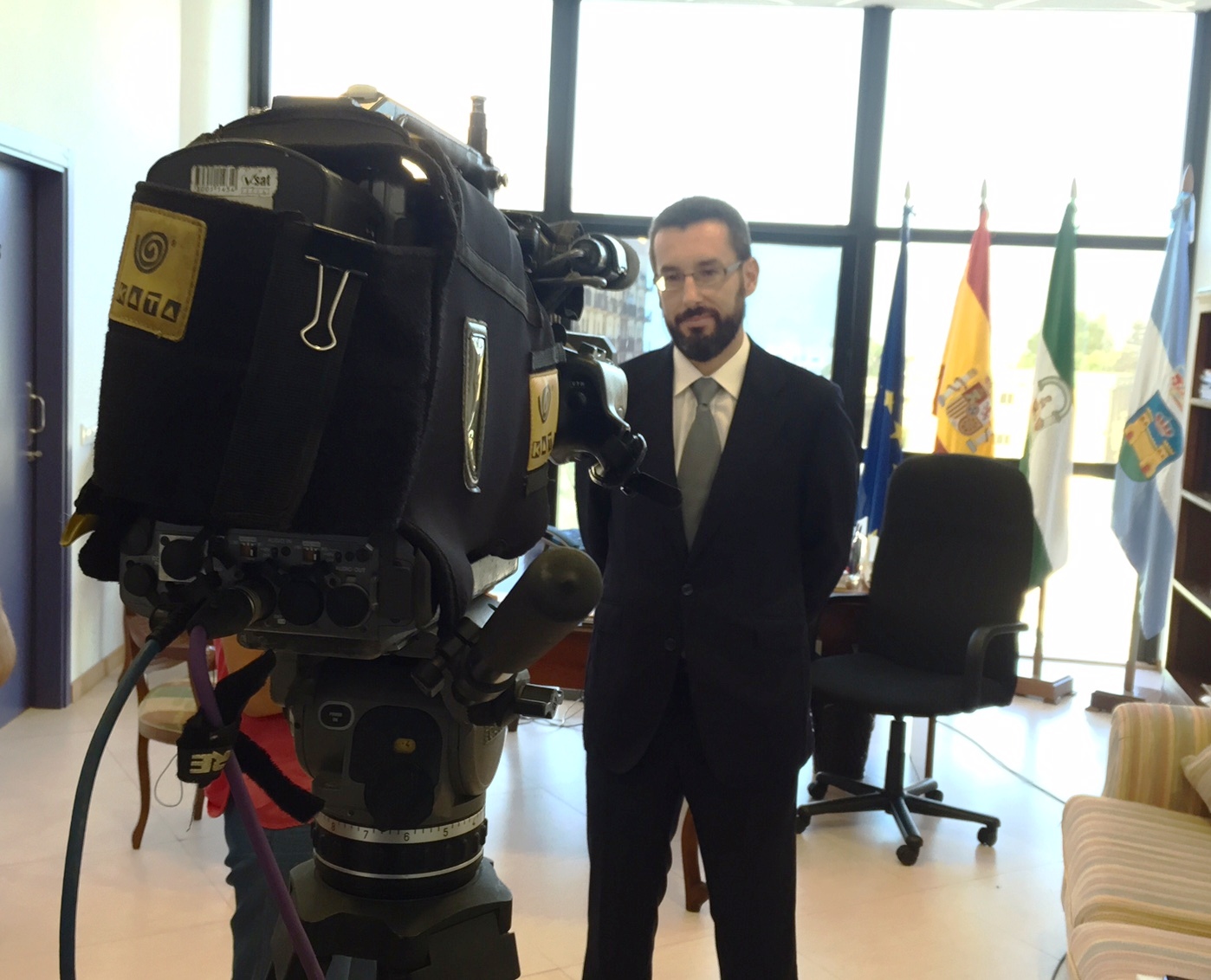 alcalde espejo p&uacute;blico