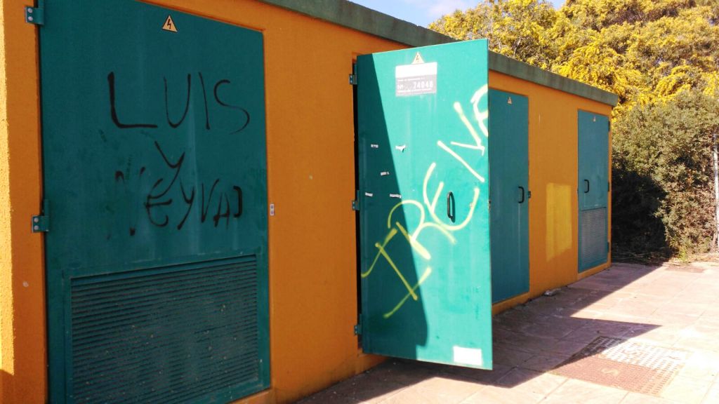 Actos vandálicos Avenida del Burgo