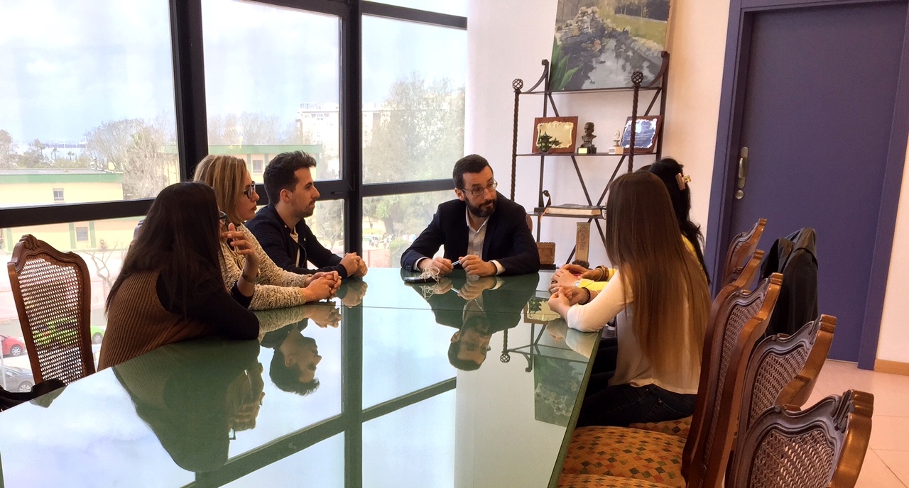 Academia Nando Perez