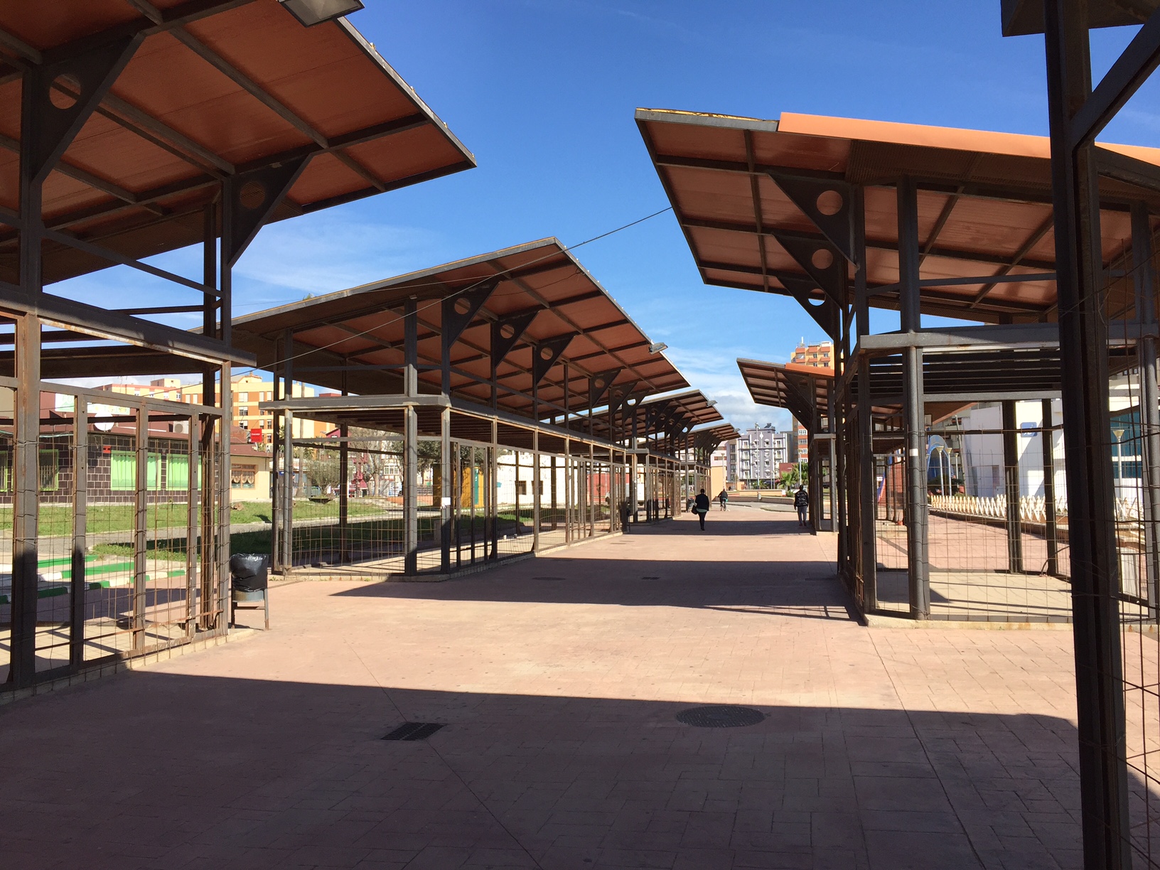 bulevar 20 de abril construcciones