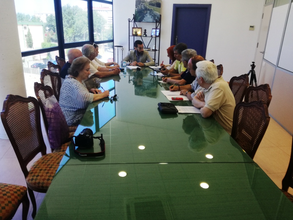 Reunion con la Plataforma en Defensa del Hospital