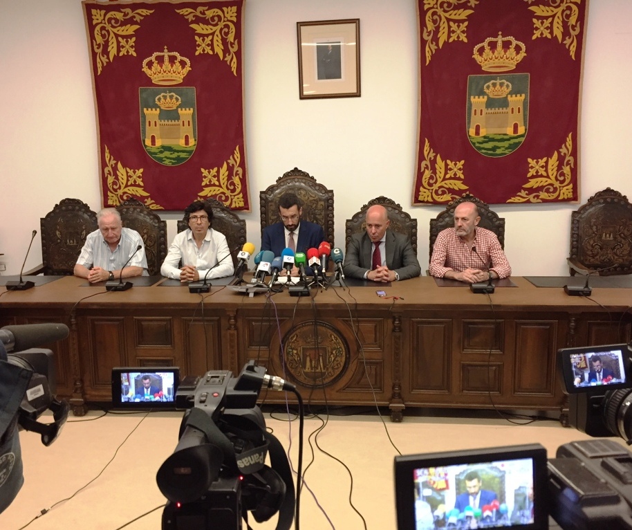 RUEDA DE PRENSA