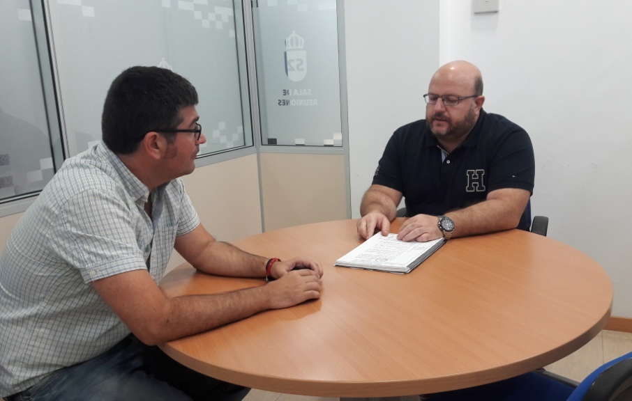 Valenzuela y responsable de Paniagua