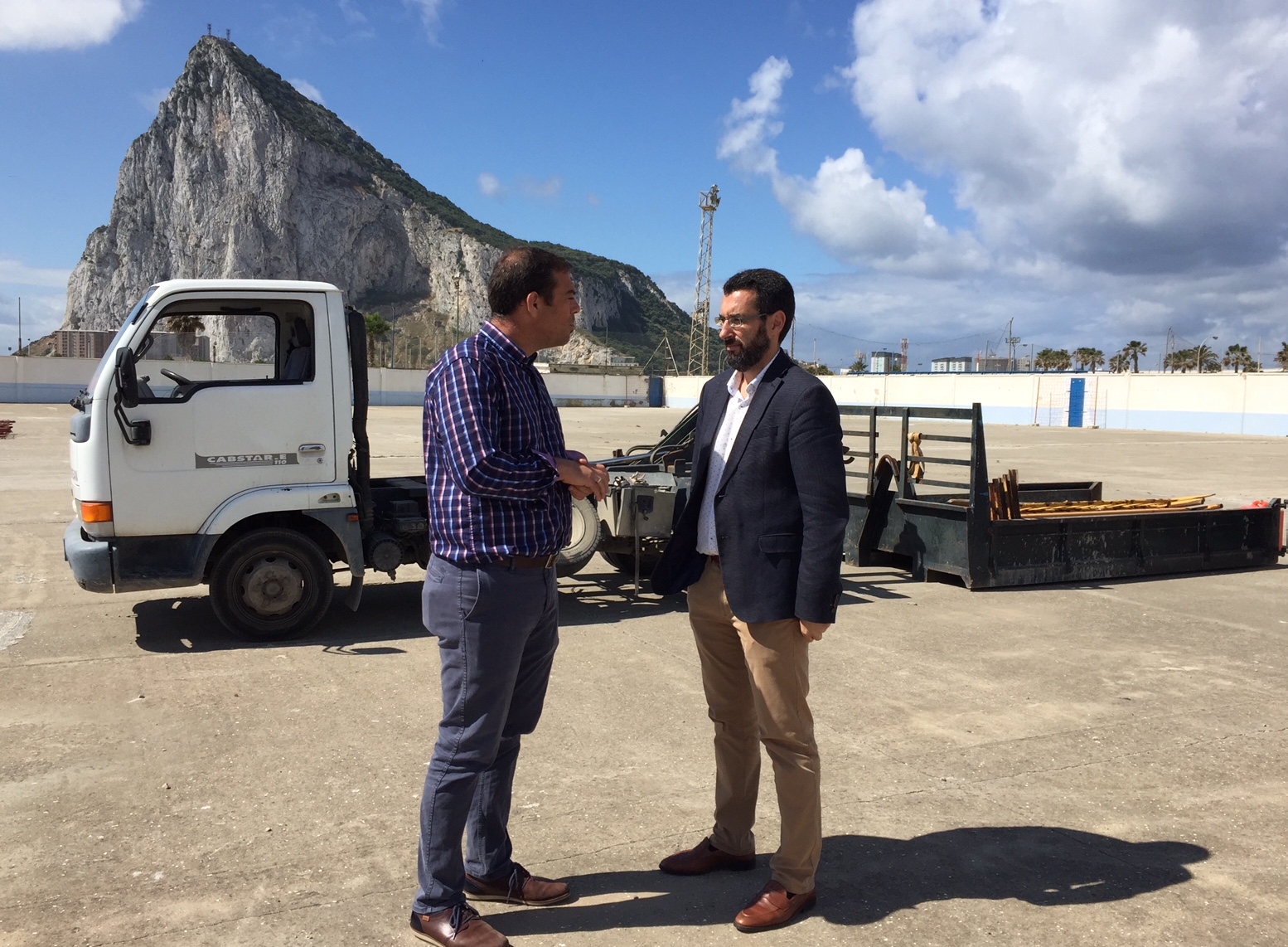 ALCALDE Y MACIAS EN CAMPOS DE ENTRENAMIENTO
