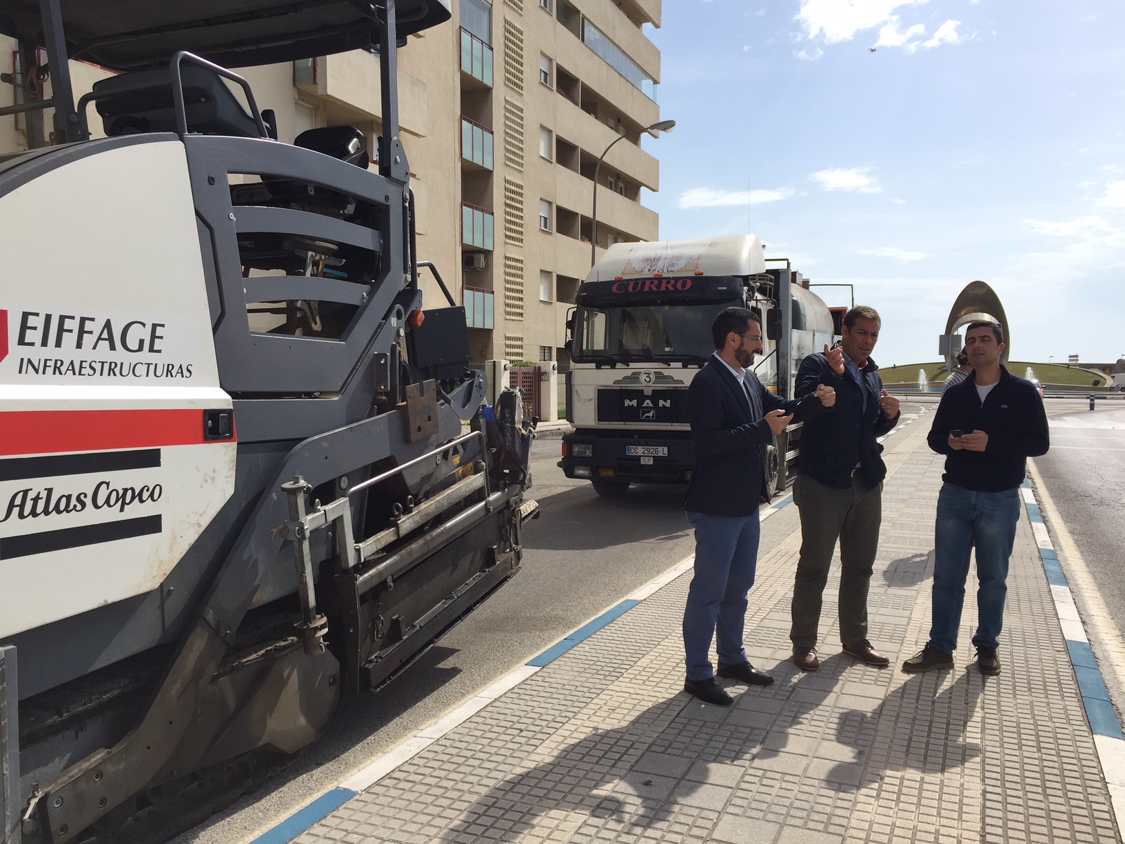 Alcalde asfaltado avenida Ejercito