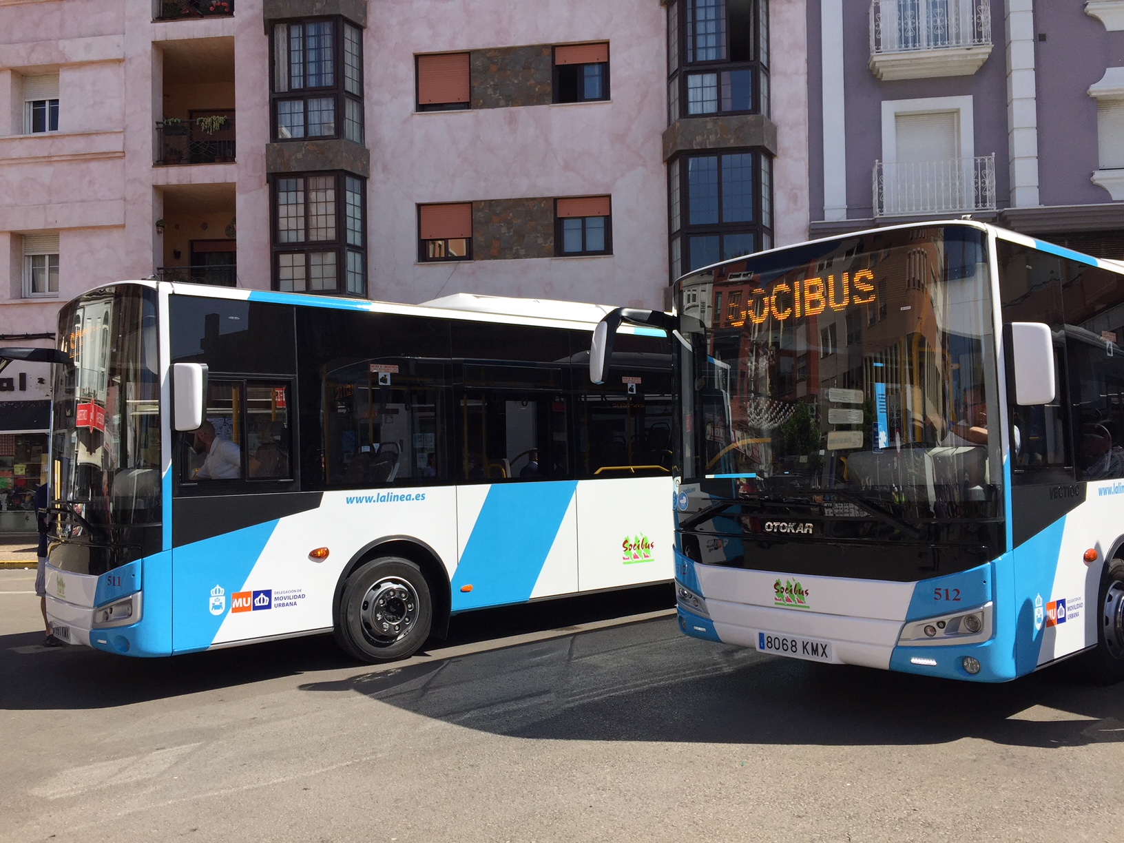 Nuevos autobuses lateral