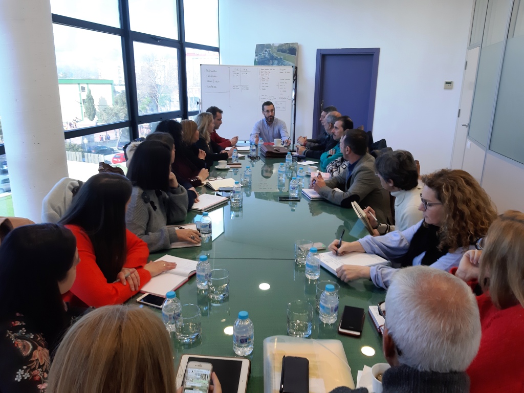 REUNION CON DIRECTORES DE COLEGIOS