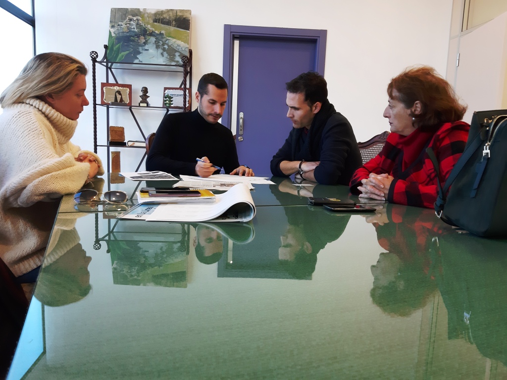 REUNION MARIO Y ROSA LOPEZ CENTRO ADULTOS ALMADRABA