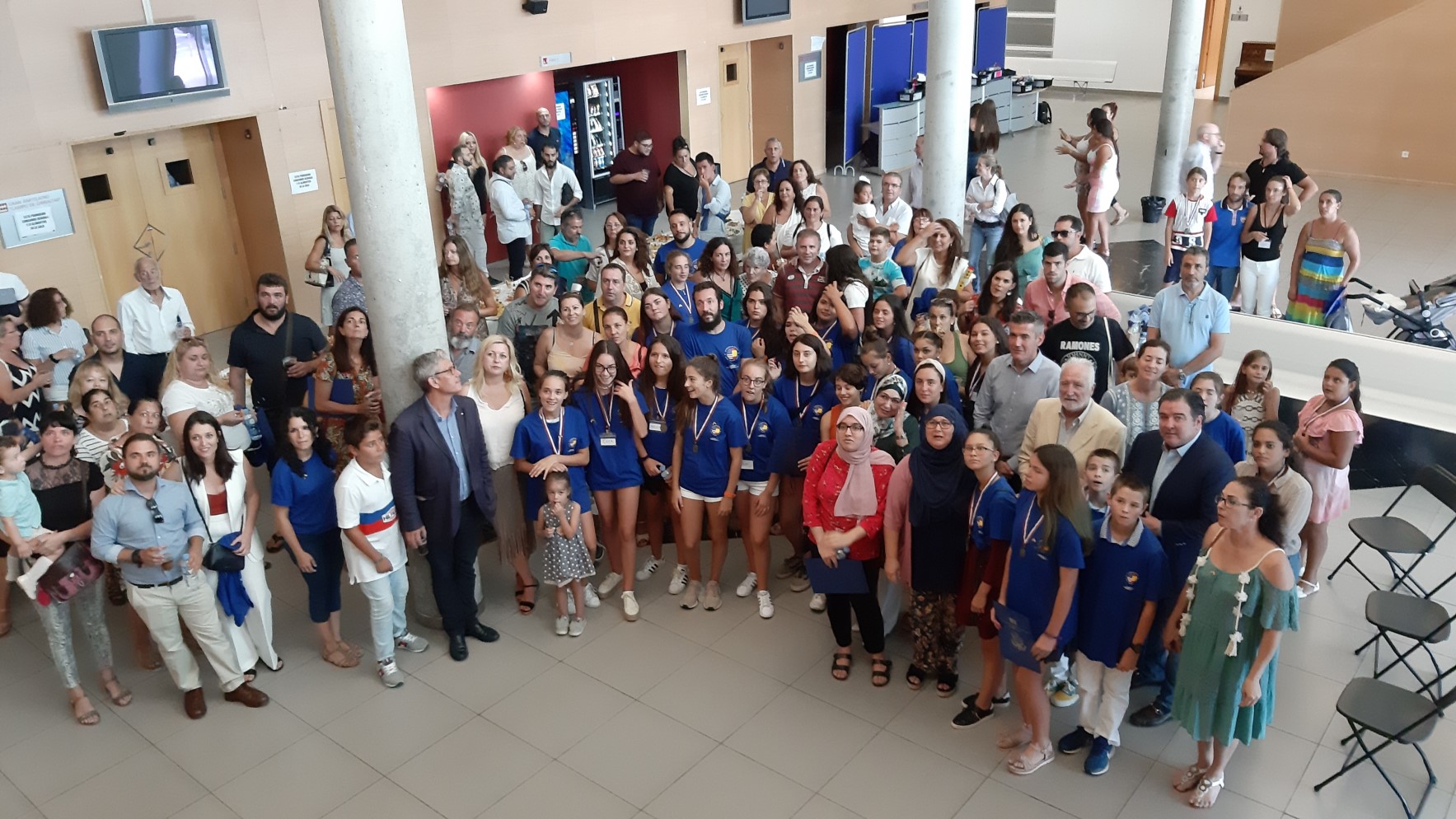 Foto de grupo Community bots