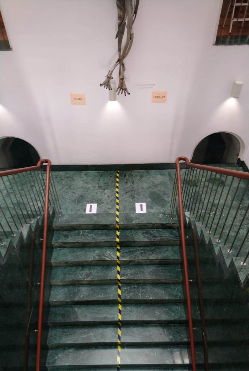 Biblioteca señalizacion covid