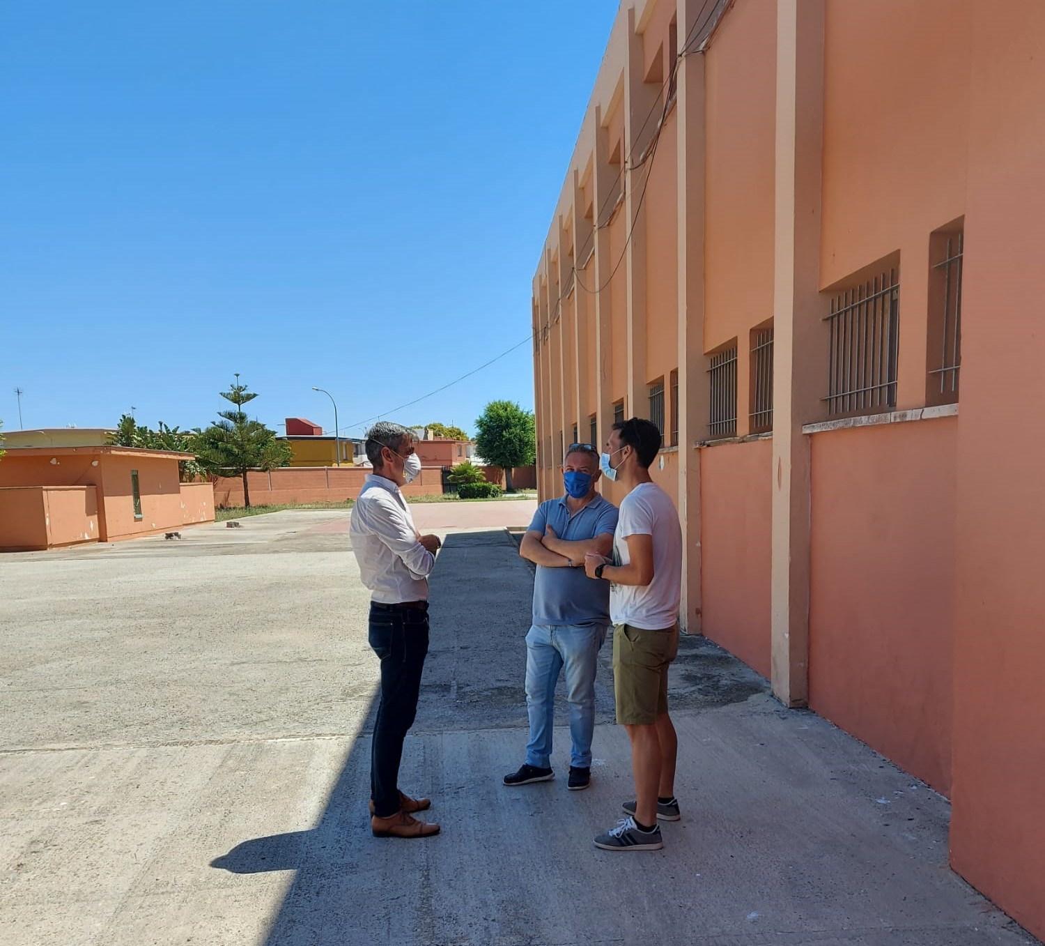 Leon e Hidalgo supervision mantenimiento colegios