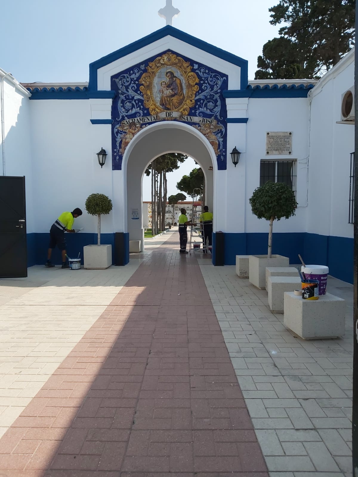 PINTADO DE CEMENTERIO 1