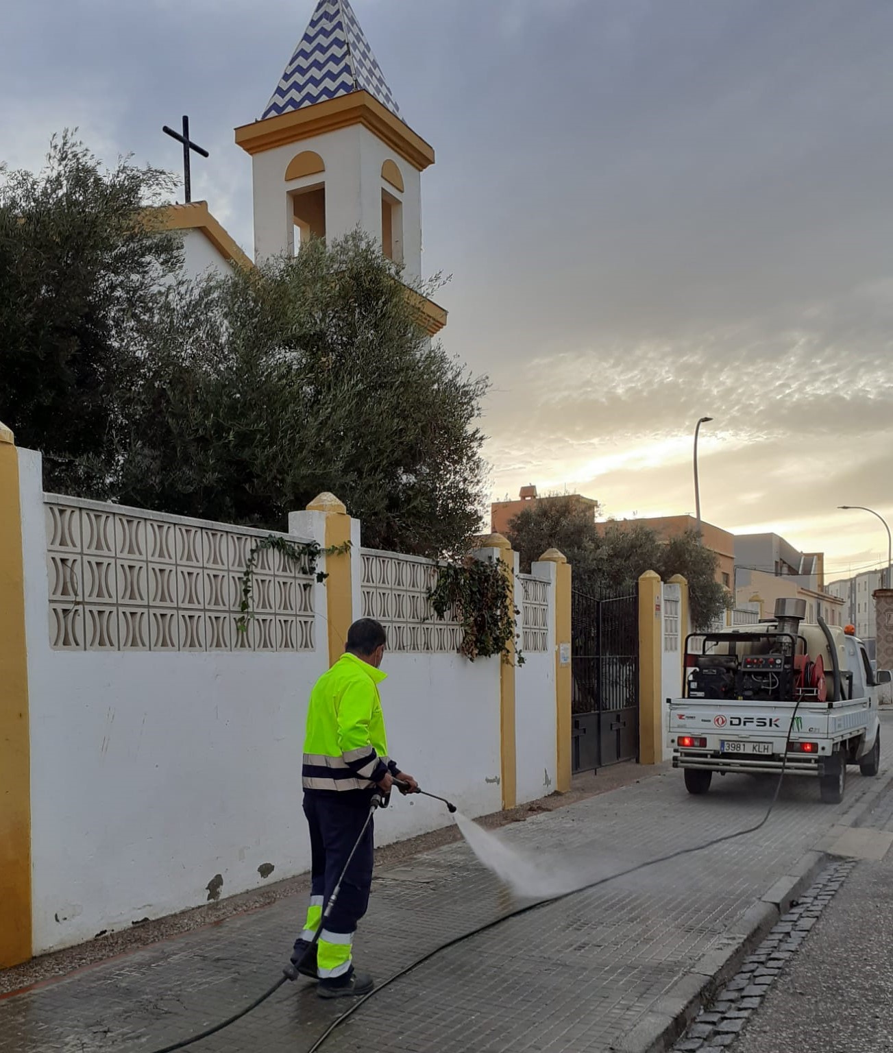 TRABAJOS DESINFECCION 8