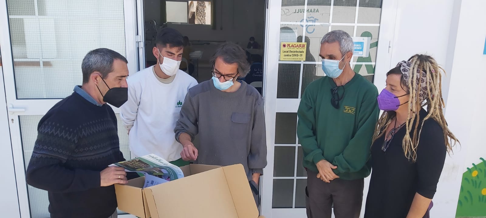 ENTREGA DE SEMILLAS A ASANSULL