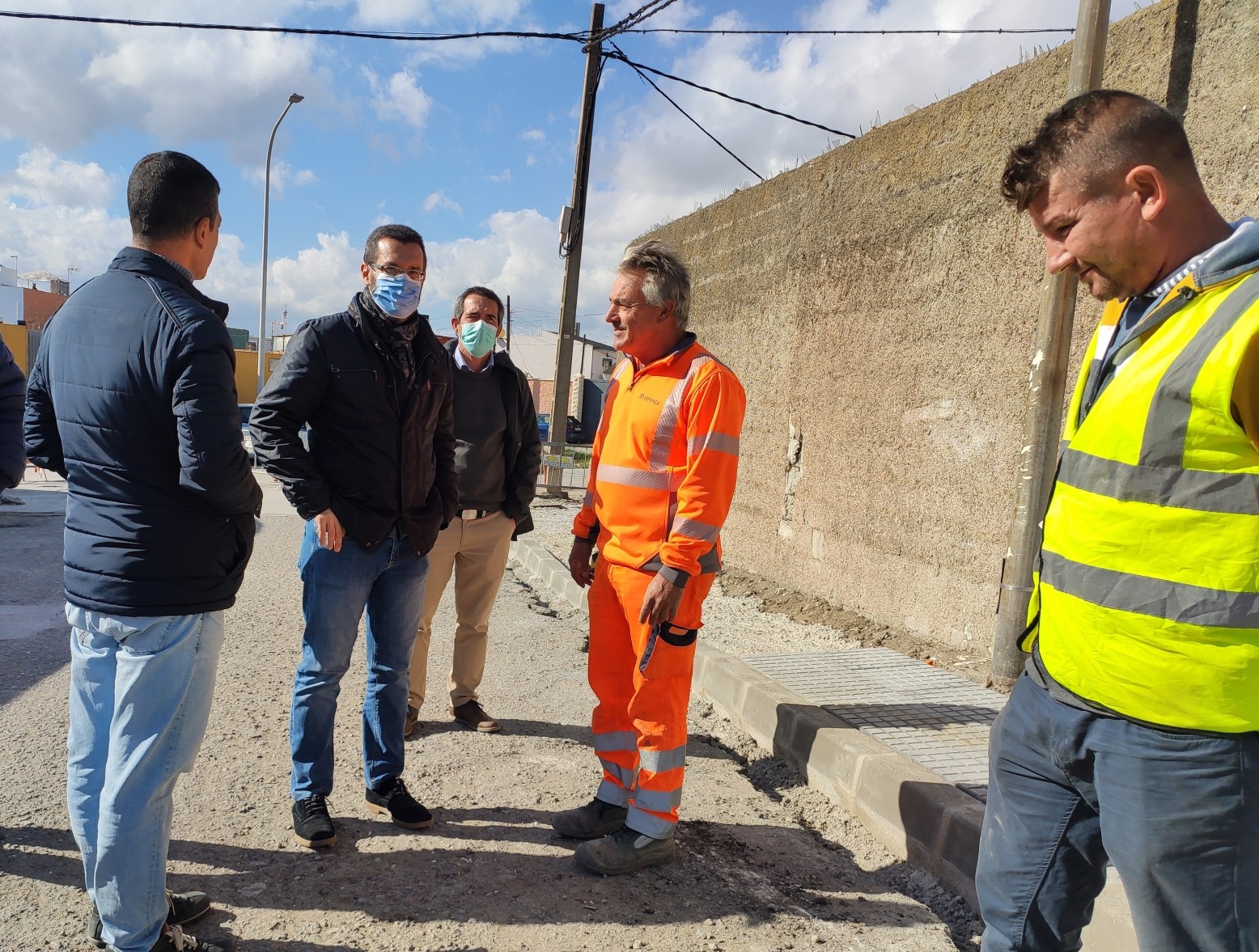 VISITA ALCALDE ASFALTADO CAMINO ANCHO DE LA ATUNARA 1