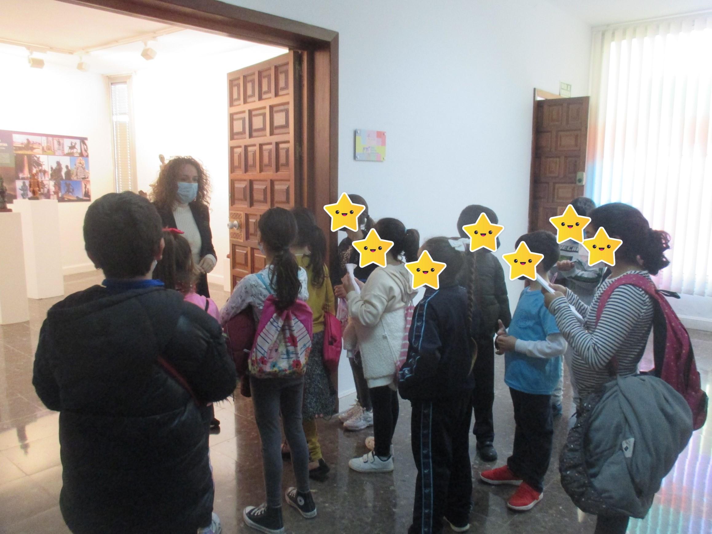 Visita de escolares a sala Nacho Falgueras