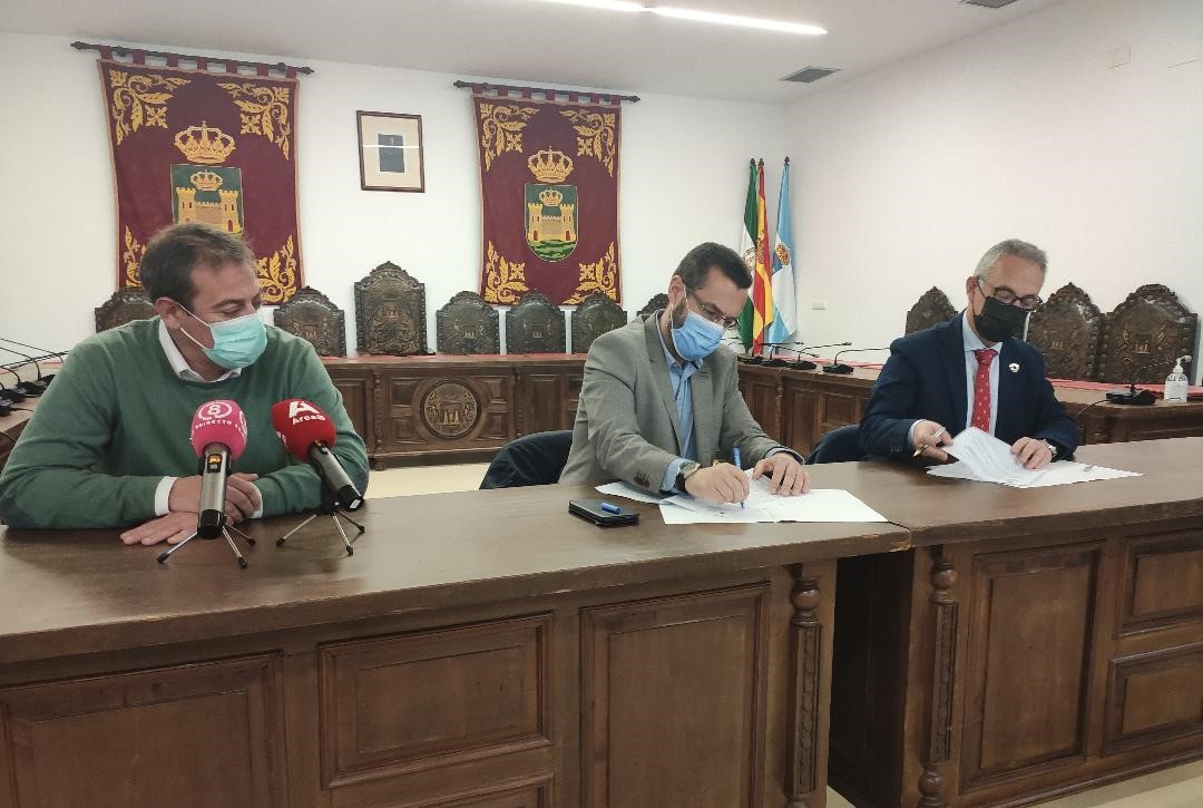 FIRMA CONVENIO CON MANCOMUNIDAD